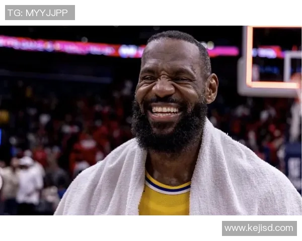 主动发声，詹姆斯晚节不保！肖华算盘打得太好了，安东尼鸣不平！